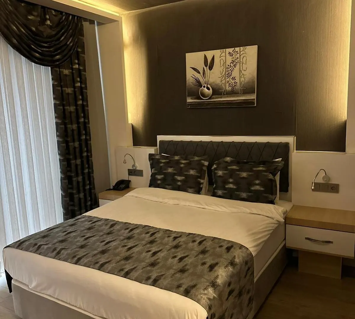Golden Rose Deluxe Hotel Manisa 3*,