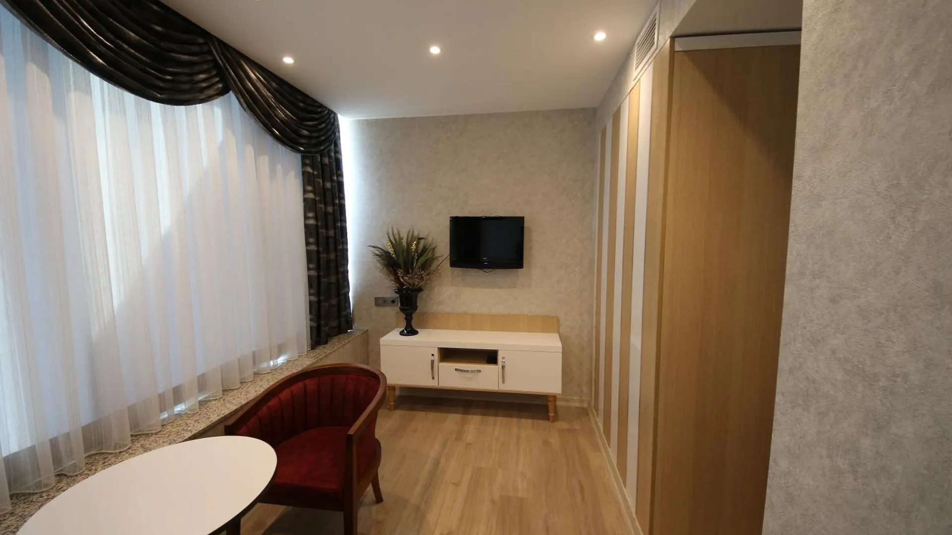 Golden Rose Deluxe Hotel Manisa 3*,  Turecko